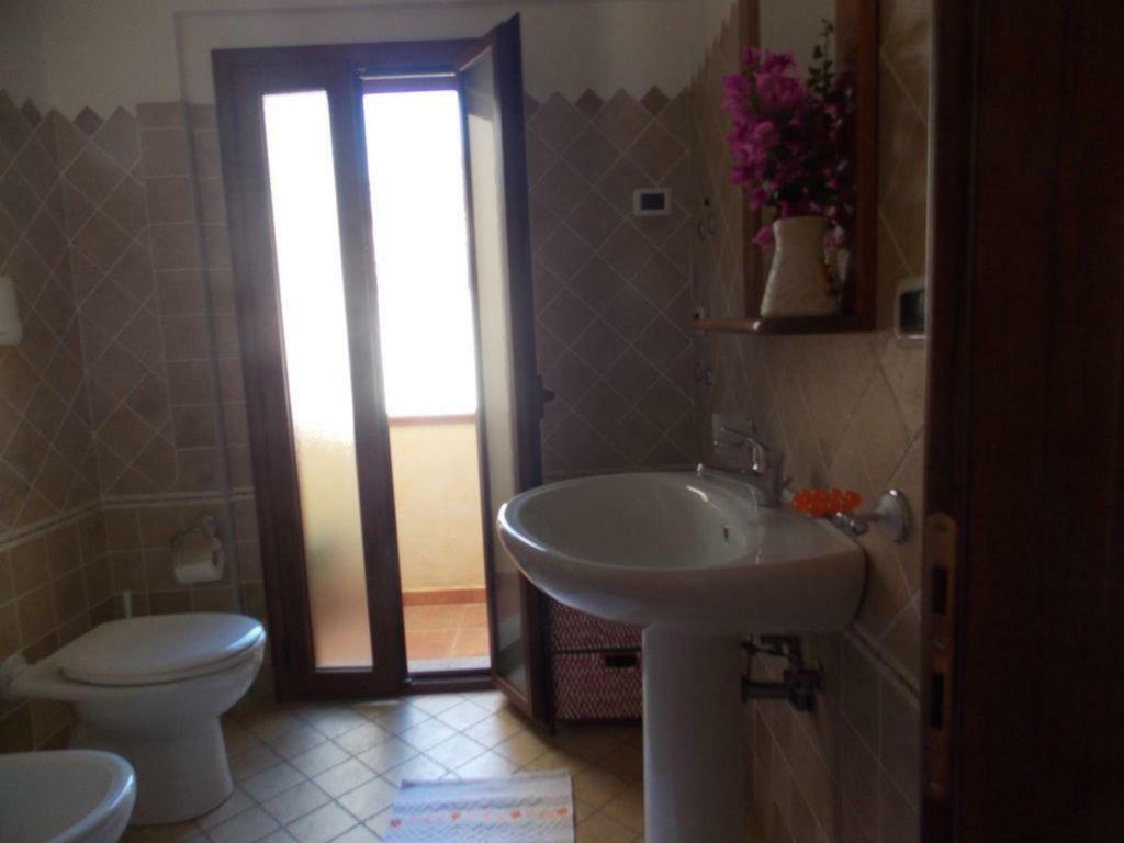 Casa In Riva Al Mare Leilighet Cala Gonone Eksteriør bilde
